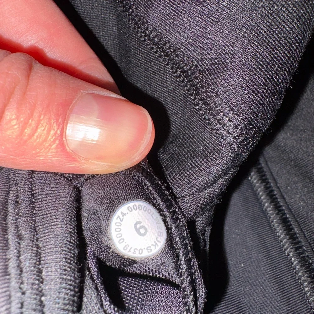 lululemon athletica Power Position Sports Bra - Picture 6 of 6